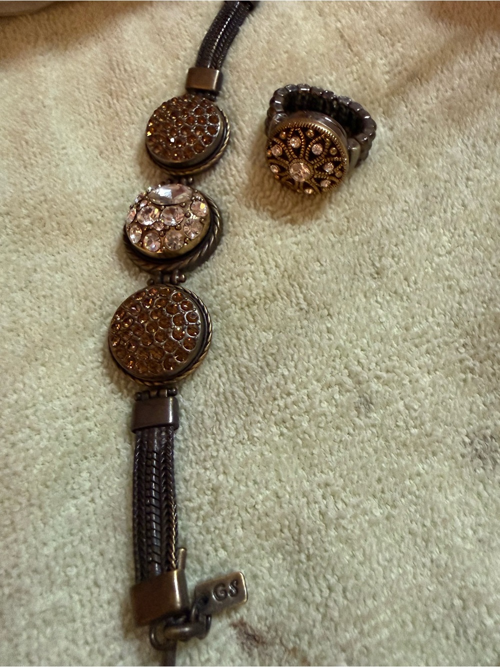 Ginger Snaps interchangeable Bracelet and ring set in Antique Gold